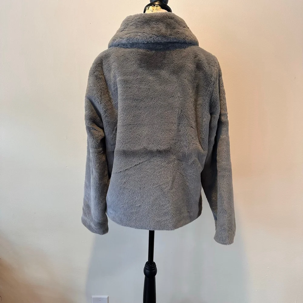 Fat Face (UK) Silver-Grey Faux Fur Jacket | Y2K Minimal Luxe Coat | US 8/ UK 12 - Picture 4 of 13